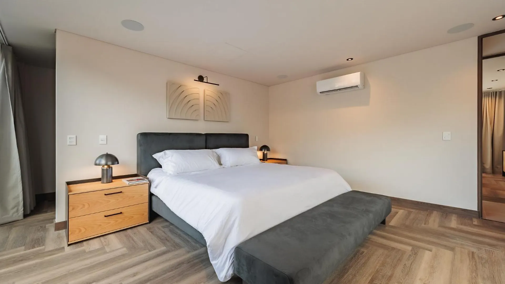 Apartamentos Lujosos En Edificio Morph En El Poblado 메딜린 0*,