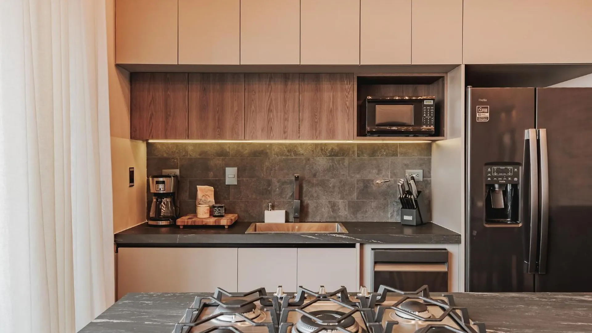 Apartamentos Lujosos En Edificio Morph En El Poblado 메딜린 콜롬비아