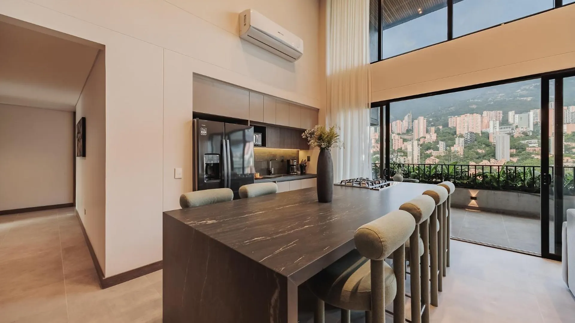 Apartment Impresionantes Aptos En Edificio Morph Con Vista Increible A El Poblado Medellin