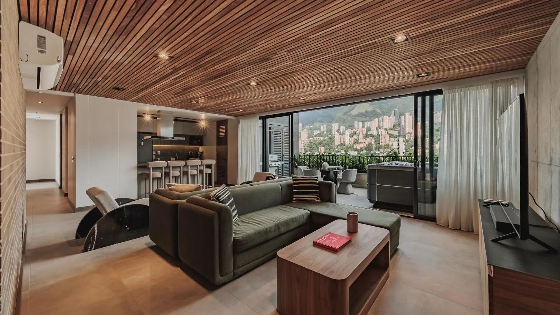 Apartment Impresionantes Aptos En Edificio Morph Con Vista Increible A El Poblado Medellin Colombia