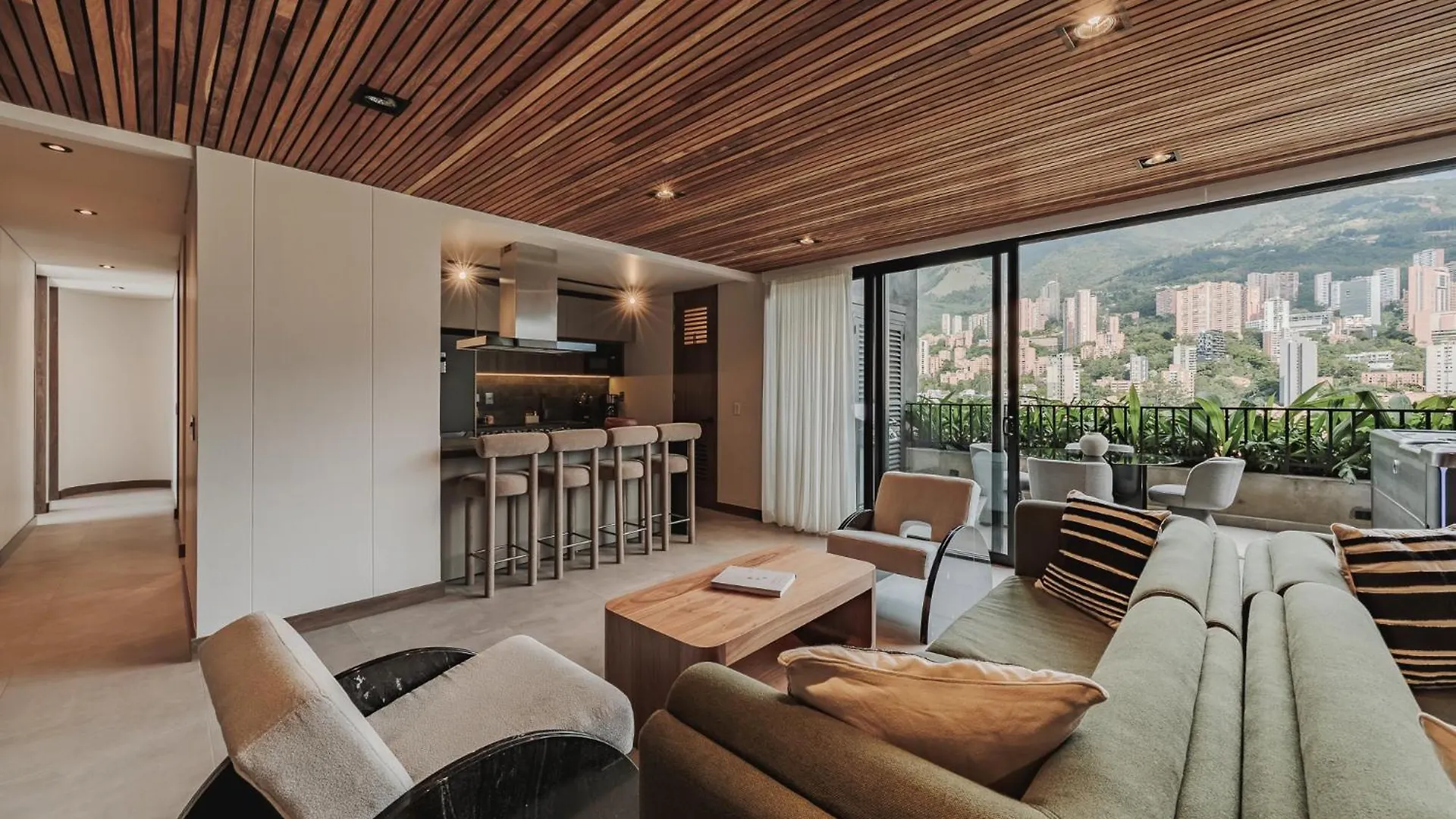 Apartment Impresionantes Aptos En Edificio Morph Con Vista Increible A El Poblado Medellin