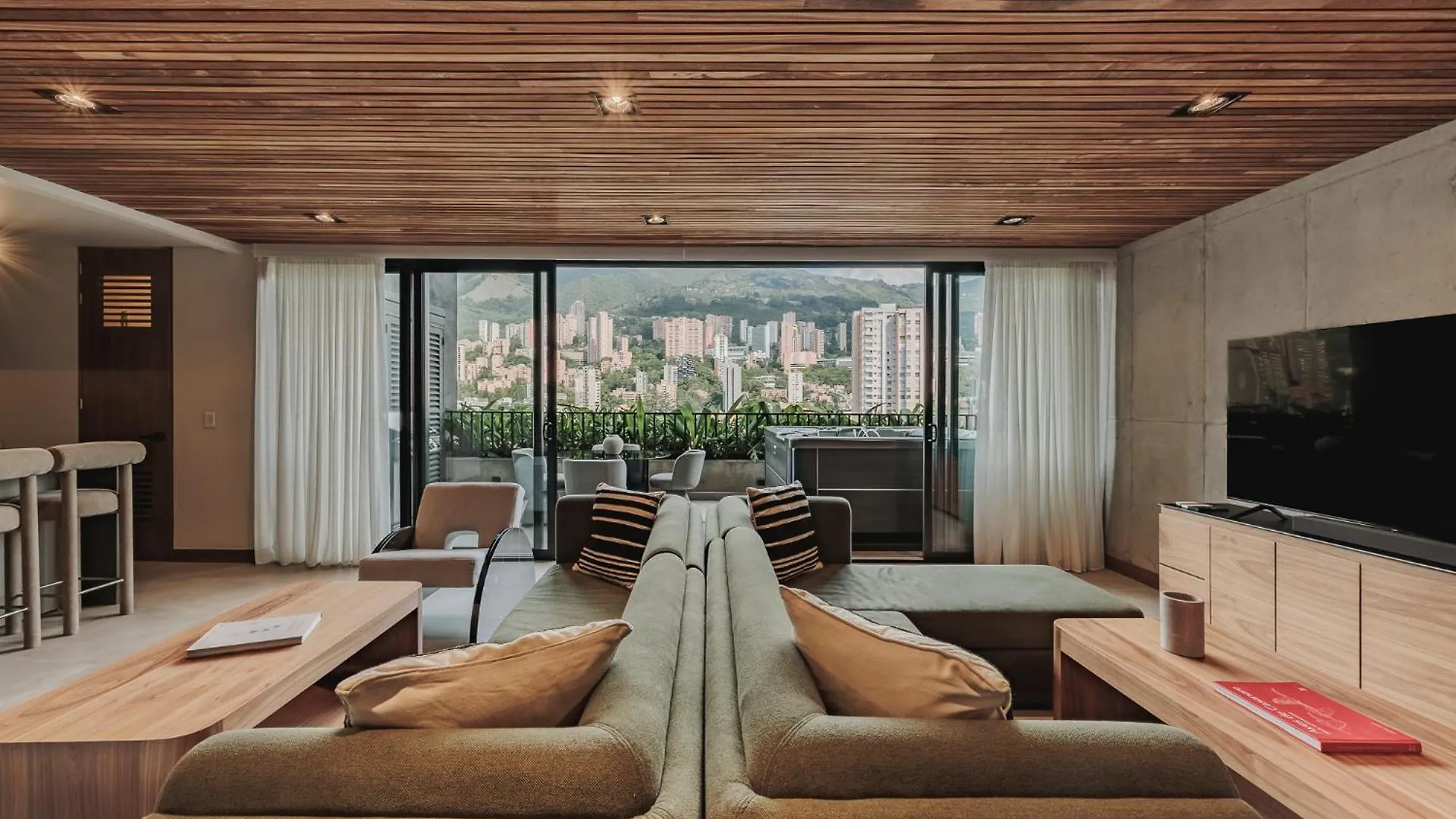 Impresionantes Aptos En Edificio Morph Con Vista Increible A El Poblado Medellin