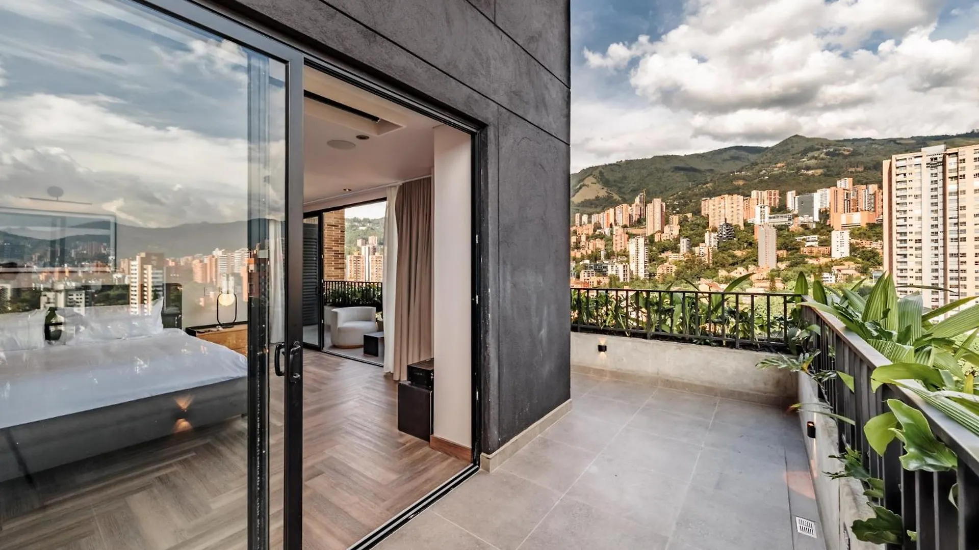 Impresionantes Aptos En Edificio Morph Con Vista Increible A El Poblado Medellin 0*,
