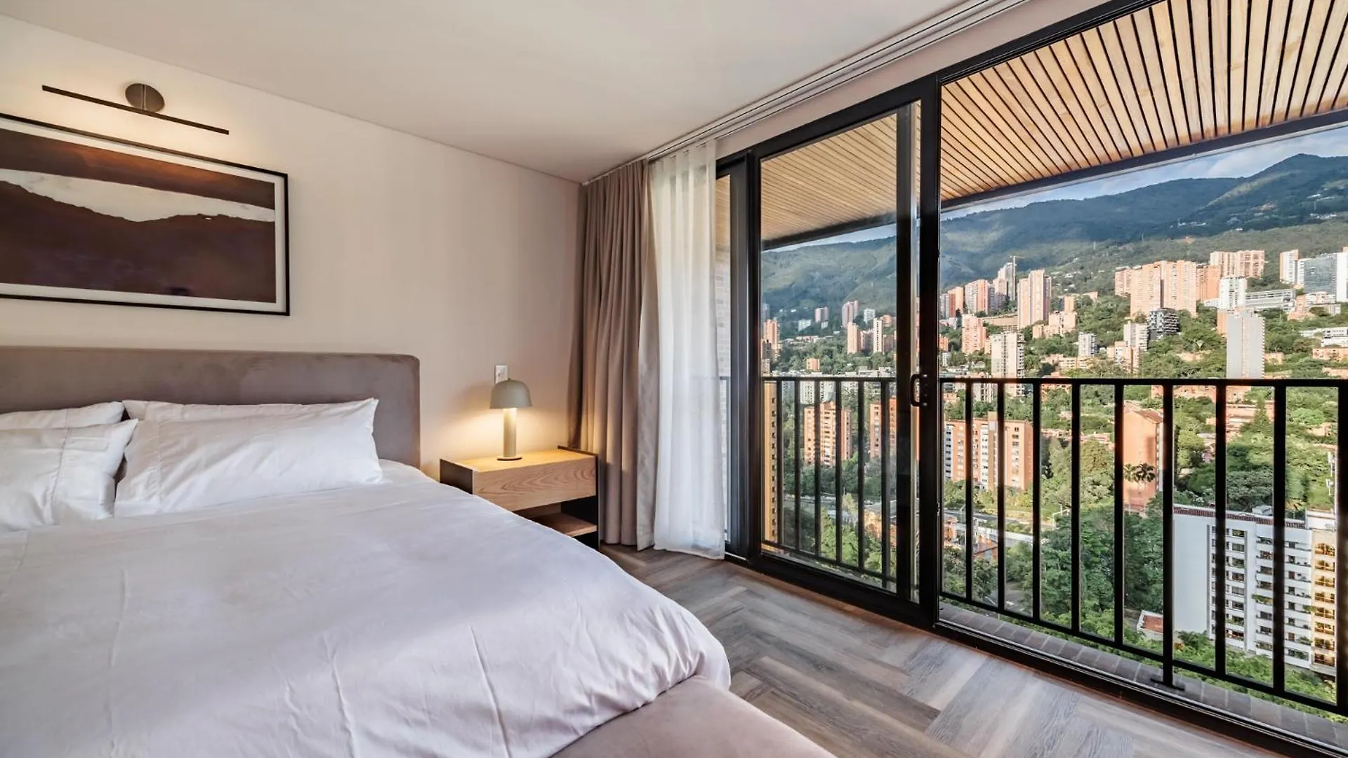 Apartment Impresionantes Aptos En Edificio Morph Con Vista Increible A El Poblado Medellin Colombia